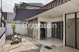 Rumah Premium kawasan Jelambar, 1 KM, Lingkungan Tenang, LT 200m² Bangunan 150m² Rumah Premium kawasan Jelambar, 1 KM, Lingkungan Tenang, LT 200m² Bangunan 150m²