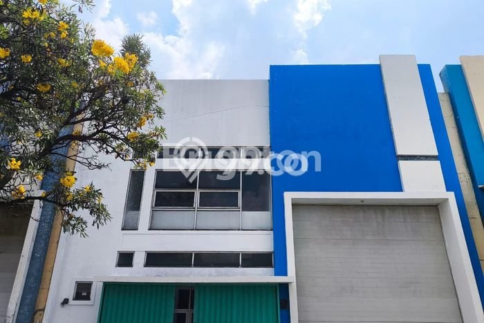 Gudang disewakan lokasi strategis Cakung Jakarta Timur 612m2 Gudang disewakan lokasi strategis Cakung Jakarta Timur 612m2