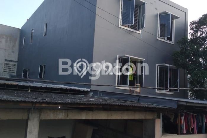 Siap Huni Hunian Elit 4 Kamar di Cengkareng Dekat ke Mana Saja Siap Huni Hunian Elit 4 Kamar di Cengkareng Dekat ke Mana Saja