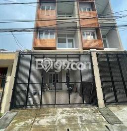 For Sale! Premium House LT 81m2 Desain Modern di Tomang For Sale! Premium House LT 81m2 Desain Modern di Tomang