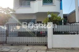 Rumah Mewah LB 340m2 Siap Huni Desain Elegan di Meruya, Jakarta Barat Rumah Mewah LB 340m2 Siap Huni Desain Elegan di Meruya, Jakarta Barat