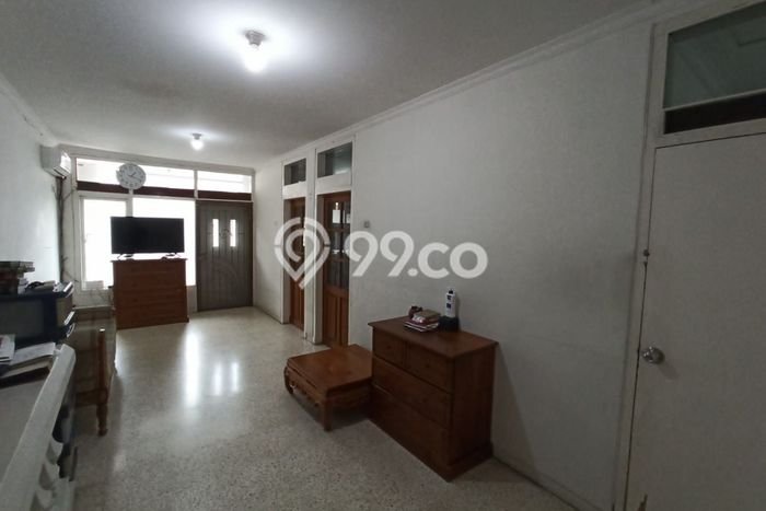 Hunian Elit LB 150m2 Siap Pakai Desain Elegan di Tomang, Jakarta Barat Hunian Elit LB 150m2 Siap Pakai Desain Elegan di Tomang, Jakarta Barat