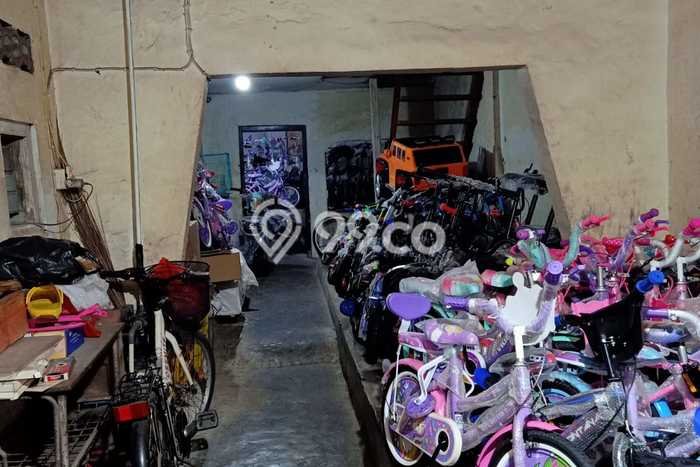 Ruko Dijual di Prime Area Jakarta Barat Luas 400m2 Ruko Dijual di Prime Area Jakarta Barat Luas 400m2