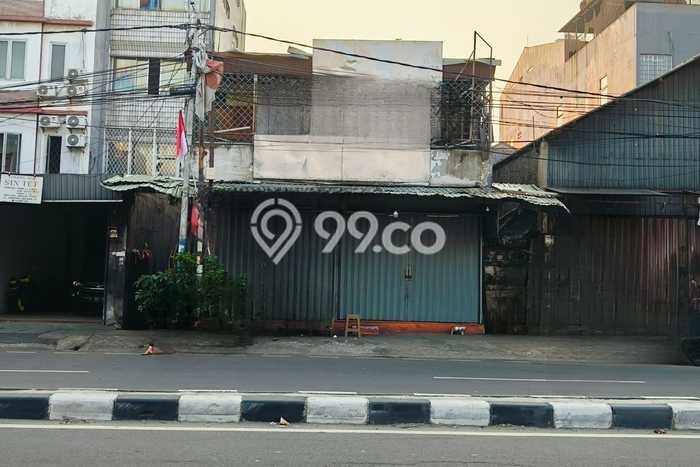 Ruko Dijual di Prime Area Jakarta Barat Luas 400m2 Ruko Dijual di Prime Area Jakarta Barat Luas 400m2