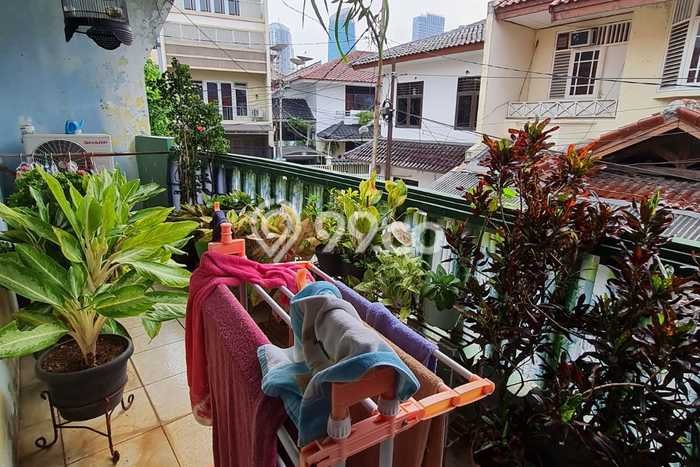 Jual Rumah Eksklusif 5 KT di Tomang, Jakarta Barat Jual Rumah Eksklusif 5 KT di Tomang, Jakarta Barat