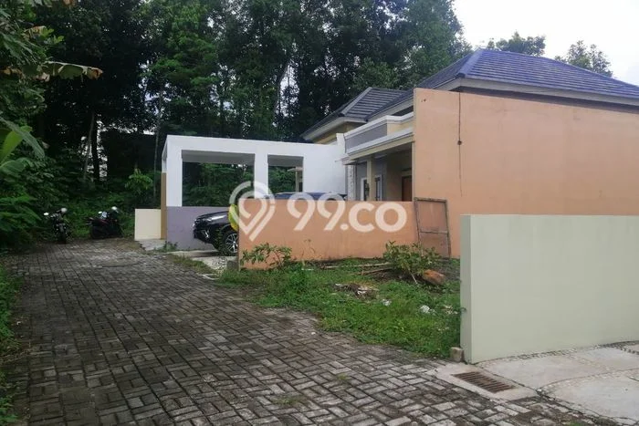 For Sale Rumah 2 Kamar Lokasi Strategis Bagus dan Strategis di Ngaglik For Sale Rumah 2 Kamar Lokasi Strategis Bagus dan Strategis di Ngaglik