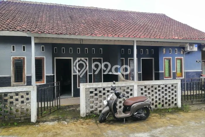 Disewakan Rumah Konsep Minimalis di Tegalrejo Yogyakarta dengan 2 KT Disewakan Rumah Konsep Minimalis di Tegalrejo Yogyakarta dengan 2 KT