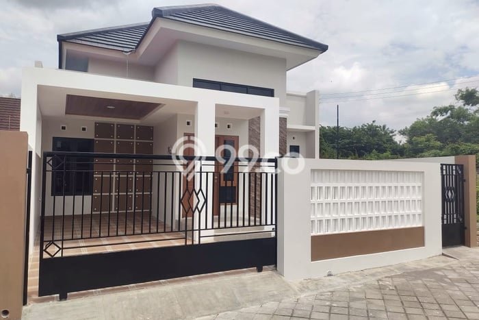 Rumah Modern 3 KT di Sleman Yogyakarta Unfurnished Rumah Modern 3 KT di Sleman Yogyakarta Unfurnished