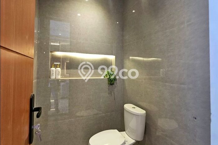 Rumah Modern Cantik 4 Kamar Bisa Langsung Pindah di Depok Rumah Modern Cantik 4 Kamar Bisa Langsung Pindah di Depok