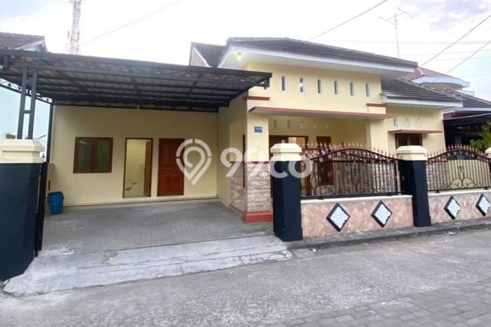 Jual Rumah Strategis Bagus Punya 3 KT di Kotagede Yogyakarta SHM Jual Rumah Strategis Bagus Punya 3 KT di Kotagede Yogyakarta SHM