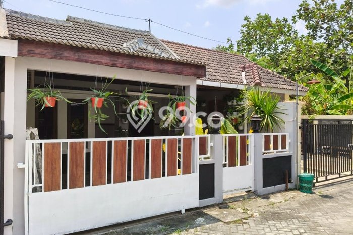 Rumah Sederhana Dijual Lokasi Sewon 2 Kamar dengan LT 77m2 Rumah Sederhana Dijual Lokasi Sewon 2 Kamar dengan LT 77m2