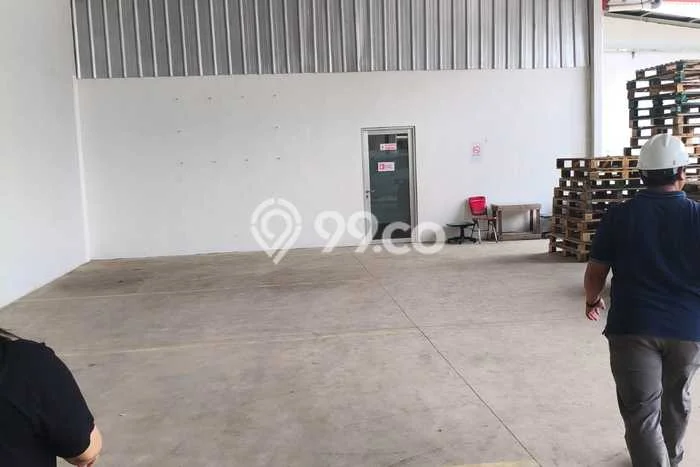 Gudang untuk Disewa di Pusat Tangerang Luas Bangunan 2085m2 Gudang untuk Disewa di Pusat Tangerang Luas Bangunan 2085m2