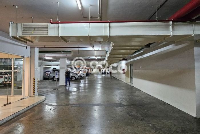 Unit Kantor Dijual di Jakarta Selatan LT 11248m2 & LB 31087m2 Unit Kantor Dijual di Jakarta Selatan LT 11248m2 & LB 31087m2