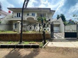 Ready to Use! Luxury House LT 598m2 Desain Modern di Lebak Bulus Ready to Use! Luxury House LT 598m2 Desain Modern di Lebak Bulus