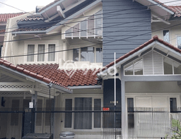 Rumah Elit Modern Tanpa Renovasi di Lebak Bulus Jakarta Selatan Rumah Elit Modern Tanpa Renovasi di Lebak Bulus Jakarta Selatan
