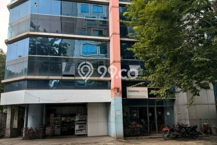 Komersial Dijual di Jakarta Selatan LT 870m2 & LB 2100m2 Lokasi Terbaik! Komersial Dijual di Jakarta Selatan LT 870m2 & LB 2100m2 Lokasi Terbaik!
