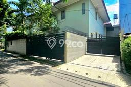Rumah Mewah Siap Huni LT 590m2 di Cilandak, Jakarta Selatan Rumah Mewah Siap Huni LT 590m2 di Cilandak, Jakarta Selatan