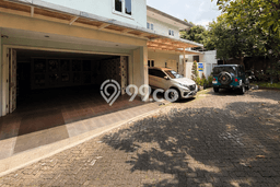 Rumah Luxury Modern Tanpa Renovasi di Fatmawati Jakarta Selatan Rumah Luxury Modern Tanpa Renovasi di Fatmawati Jakarta Selatan