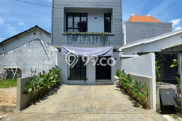 Dijual Hunian Rumah Nyaman 3 Kamar di Graha Raya, Tangerang Dijual Hunian Rumah Nyaman 3 Kamar di Graha Raya, Tangerang