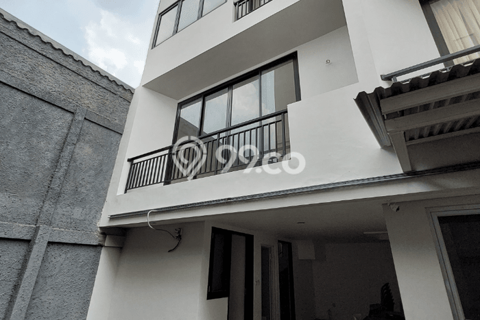 Rumah Minimalis 3 KT di Fatmawati Jakarta Selatan Unfurnished Rumah Minimalis 3 KT di Fatmawati Jakarta Selatan Unfurnished