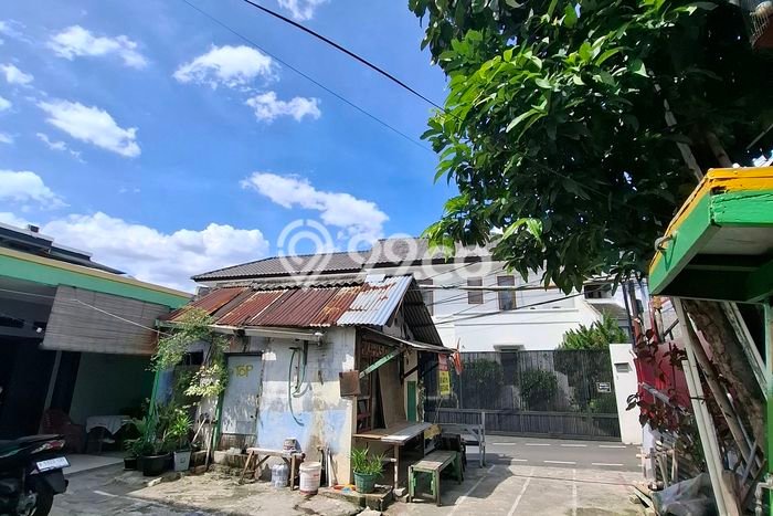 Rumah Elit LB 400m2 Siap Pakai Desain Elegan di Warung Buncit, Jakarta Selatan Rumah Elit LB 400m2 Siap Pakai Desain Elegan di Warung Buncit, Jakarta Selatan