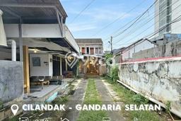 Dijual Rumah Luas Megah Dengan View Eksklusif di Gandaria, Jakarta Selatan Dijual Rumah Luas Megah Dengan View Eksklusif di Gandaria, Jakarta Selatan