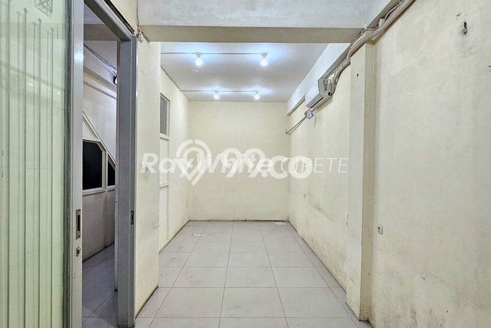 Unit Ruko Strategis di Kebayoran Baru, Jakarta Selatan Potensi Bisnis Besar Unit Ruko Strategis di Kebayoran Baru, Jakarta Selatan Potensi Bisnis Besar
