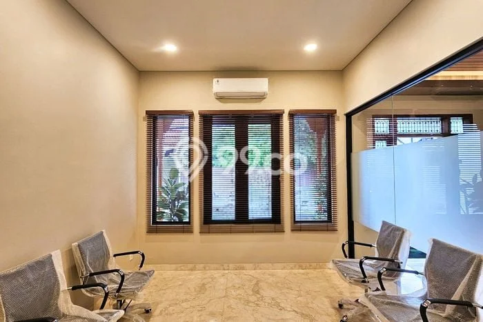 Sewa Rumah Modern di Kebayoran Baru Siap Huni dan Kondisi Bagus Sewa Rumah Modern di Kebayoran Baru Siap Huni dan Kondisi Bagus