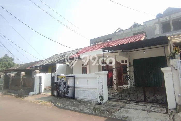 For Sale Rumah 3 Kamar Lokasi Ideal Bagus dan Strategis di Pamulang For Sale Rumah 3 Kamar Lokasi Ideal Bagus dan Strategis di Pamulang
