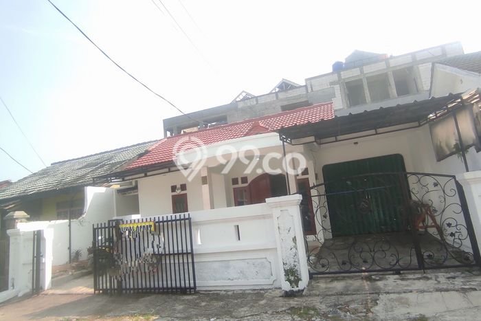 For Sale Rumah 3 Kamar Lokasi Strategis Nyaman dan Strategis di Pamulang For Sale Rumah 3 Kamar Lokasi Strategis Nyaman dan Strategis di Pamulang