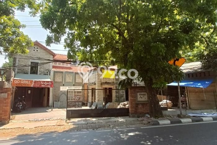 Ruko Bagus Dijual LB 300m2 Lokasi Strategis Jakarta Selatan Area Cocok untuk Berbisnis Ruko Bagus Dijual LB 300m2 Lokasi Strategis Jakarta Selatan Area Cocok untuk Berbisnis