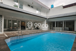 Rumah kawasan Senayan, Jakarta Selatan, LT 600m² Bangunan 400m² Rumah kawasan Senayan, Jakarta Selatan, LT 600m² Bangunan 400m²