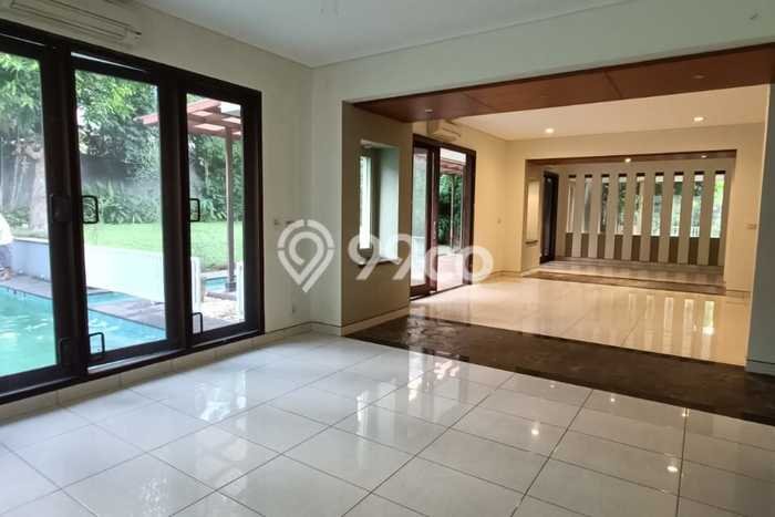 Disewakan Rumah Nyaman LT 650m2 / LB 400m2 di Kuningan, Jakarta Selatan Disewakan Rumah Nyaman LT 650m2 / LB 400m2 di Kuningan, Jakarta Selatan