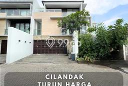 Siap Huni Rumah Mewah 4 Kamar di Cilandak Dekat ke Mana Pun Siap Huni Rumah Mewah 4 Kamar di Cilandak Dekat ke Mana Pun