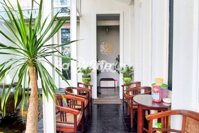 Dijual Rumah Mewah Elegan Dengan View Cantik di Ragunan, Jakarta Selatan Dijual Rumah Mewah Elegan Dengan View Cantik di Ragunan, Jakarta Selatan