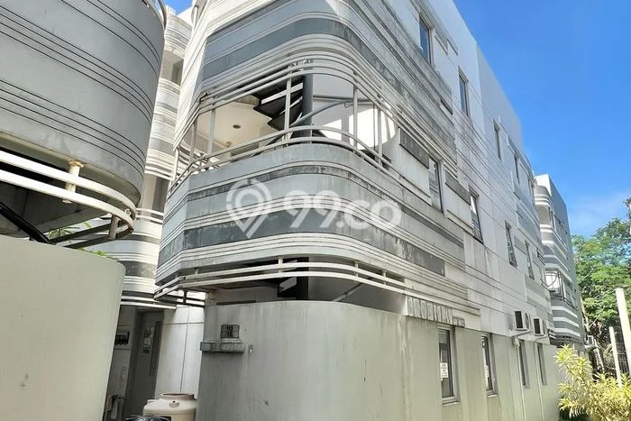 Kos-kosan Dijual di BSD City Tangerang Luas 89m2 Kos-kosan Dijual di BSD City Tangerang Luas 89m2