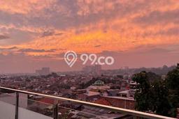 Rumah Mewah LB 300m2 Siap Huni Desain Elegan di Dago, Bandung Rumah Mewah LB 300m2 Siap Huni Desain Elegan di Dago, Bandung
