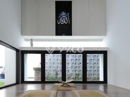 Ready to Use! Luxury House LT 334m2 Desain Elegan di Kota Wisata Ready to Use! Luxury House LT 334m2 Desain Elegan di Kota Wisata