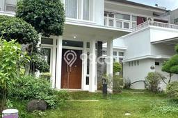 Ready to Use! Premium House LT 330m2 Desain Elegan di Kota Wisata Ready to Use! Premium House LT 330m2 Desain Elegan di Kota Wisata