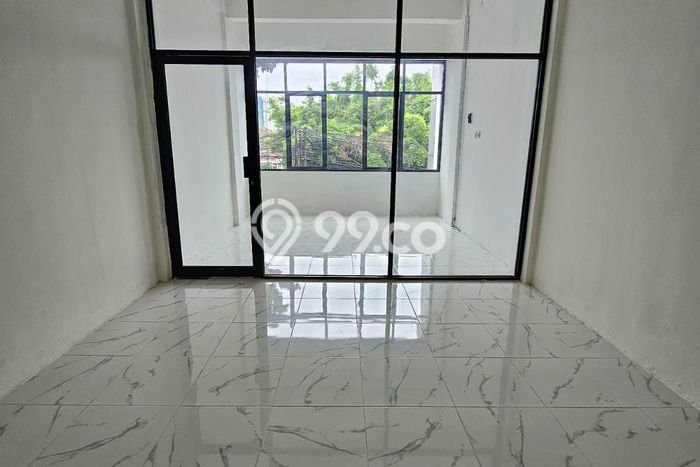 Ruko Dijual di Jakarta Selatan LT 85m2 & LB 204m2 Lokasi Terbaik! Ruko Dijual di Jakarta Selatan LT 85m2 & LB 204m2 Lokasi Terbaik!
