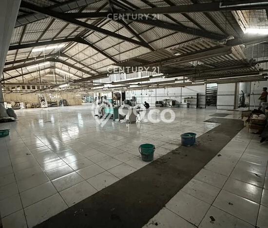Gudang di Cimahi Selatan, Luas 1800m², Area Komersial, Lokasi Premium Gudang di Cimahi Selatan, Luas 1800m², Area Komersial, Lokasi Premium