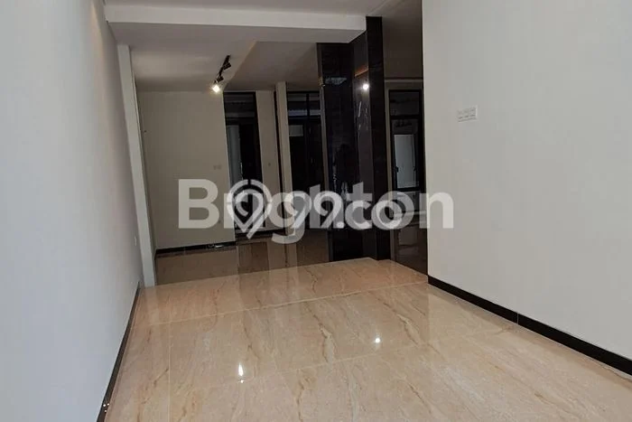 Hunian Elit LB 200m2 Siap Pakai Desain Elegan di Araya, Malang Hunian Elit LB 200m2 Siap Pakai Desain Elegan di Araya, Malang
