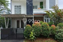 Jual Rumah Mewah Elegan Dengan View Cantik di Cibubur, Depok Jual Rumah Mewah Elegan Dengan View Cantik di Cibubur, Depok
