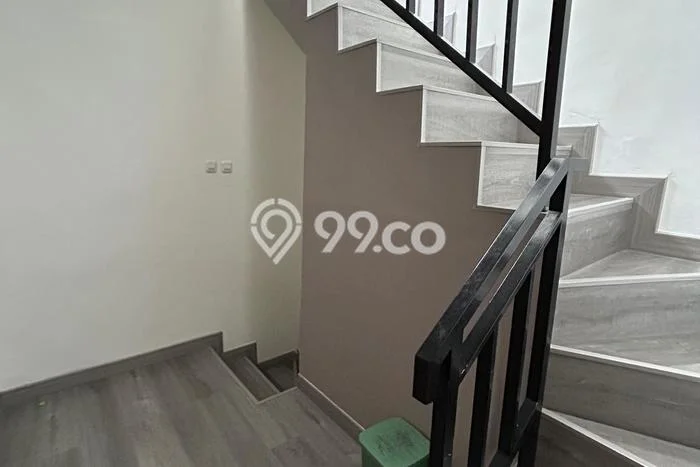 Dijual Hunian Rumah Terawat 3 KT di Bintaro, Tangerang Selatan Dijual Hunian Rumah Terawat 3 KT di Bintaro, Tangerang Selatan