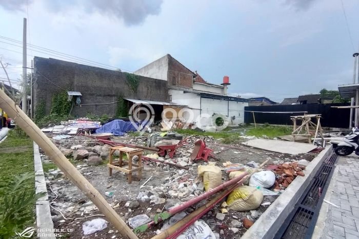 Lahan untuk Dijual Lokasi Tegalrejo, Yogyakarta Luas 373m2 - Lahan untuk Dijual Lokasi Tegalrejo, Yogyakarta Luas 373m2 -