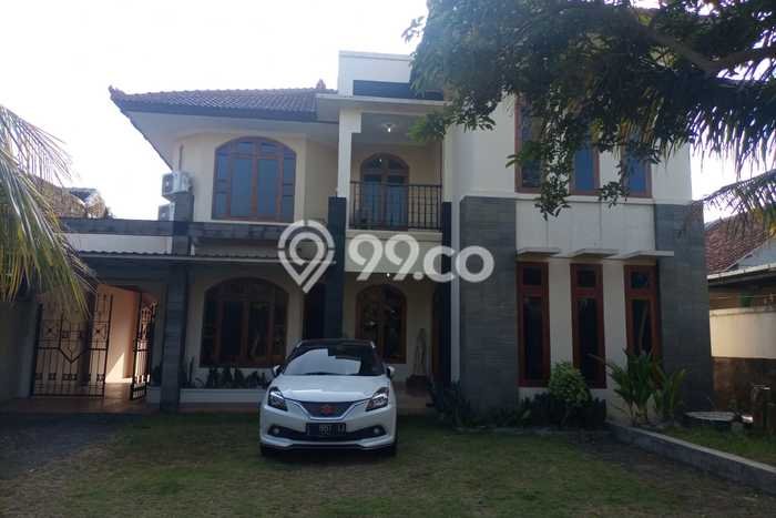 Rumah Mewah LB 700m2 Siap Pakai Desain Elegan di Maguwoharjo, Yogyakarta Rumah Mewah LB 700m2 Siap Pakai Desain Elegan di Maguwoharjo, Yogyakarta