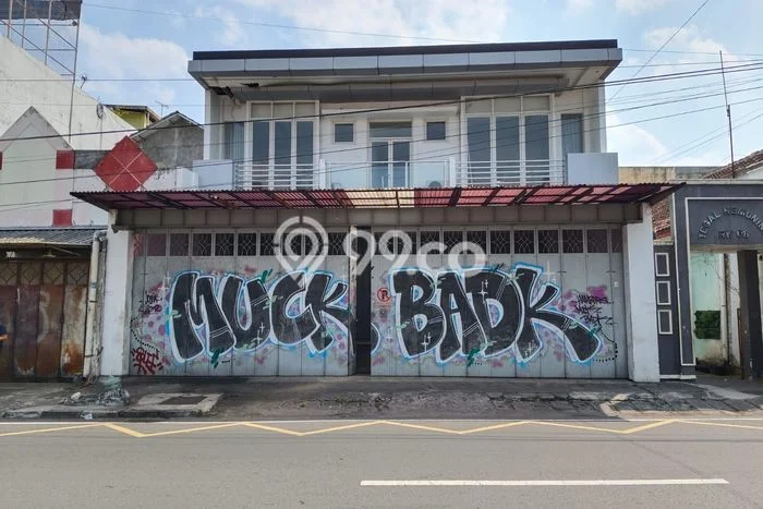 Ruko Siap Pakai di Danurejan, Luas 140m², Lokasi Bisnis, Akses Bagus Ruko Siap Pakai di Danurejan, Luas 140m², Lokasi Bisnis, Akses Bagus
