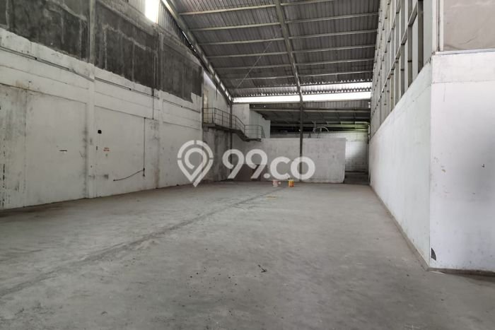 Unit Gudang Disewa Lokasi Mlati, Sleman Spesifikasi Luas Bangunan 600m2 Unit Gudang Disewa Lokasi Mlati, Sleman Spesifikasi Luas Bangunan 600m2