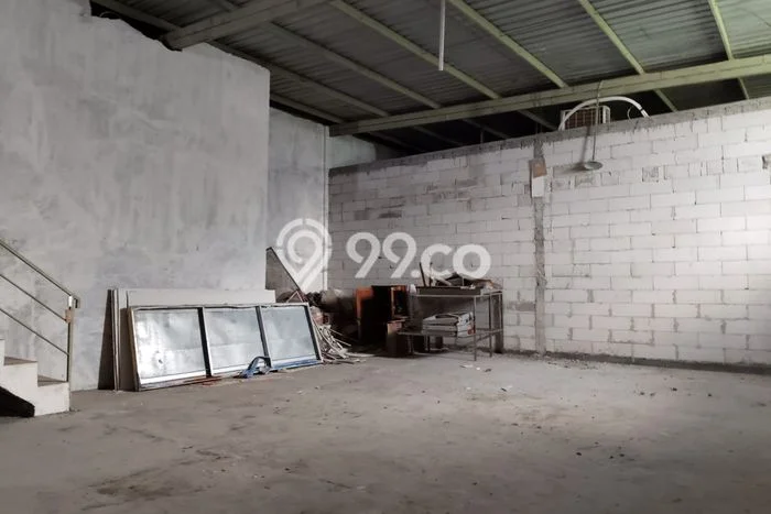 Unit Gudang Disewa Lokasi Mlati, Sleman Spesifikasi Luas Bangunan 600m2 Unit Gudang Disewa Lokasi Mlati, Sleman Spesifikasi Luas Bangunan 600m2