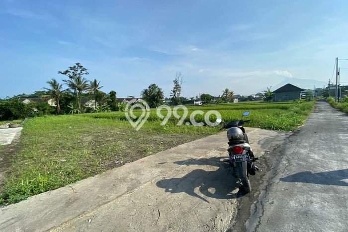 Dijual Tanah di Ngaglik Sleman Luas 523m2 SHM Dijual Tanah di Ngaglik Sleman Luas 523m2 SHM